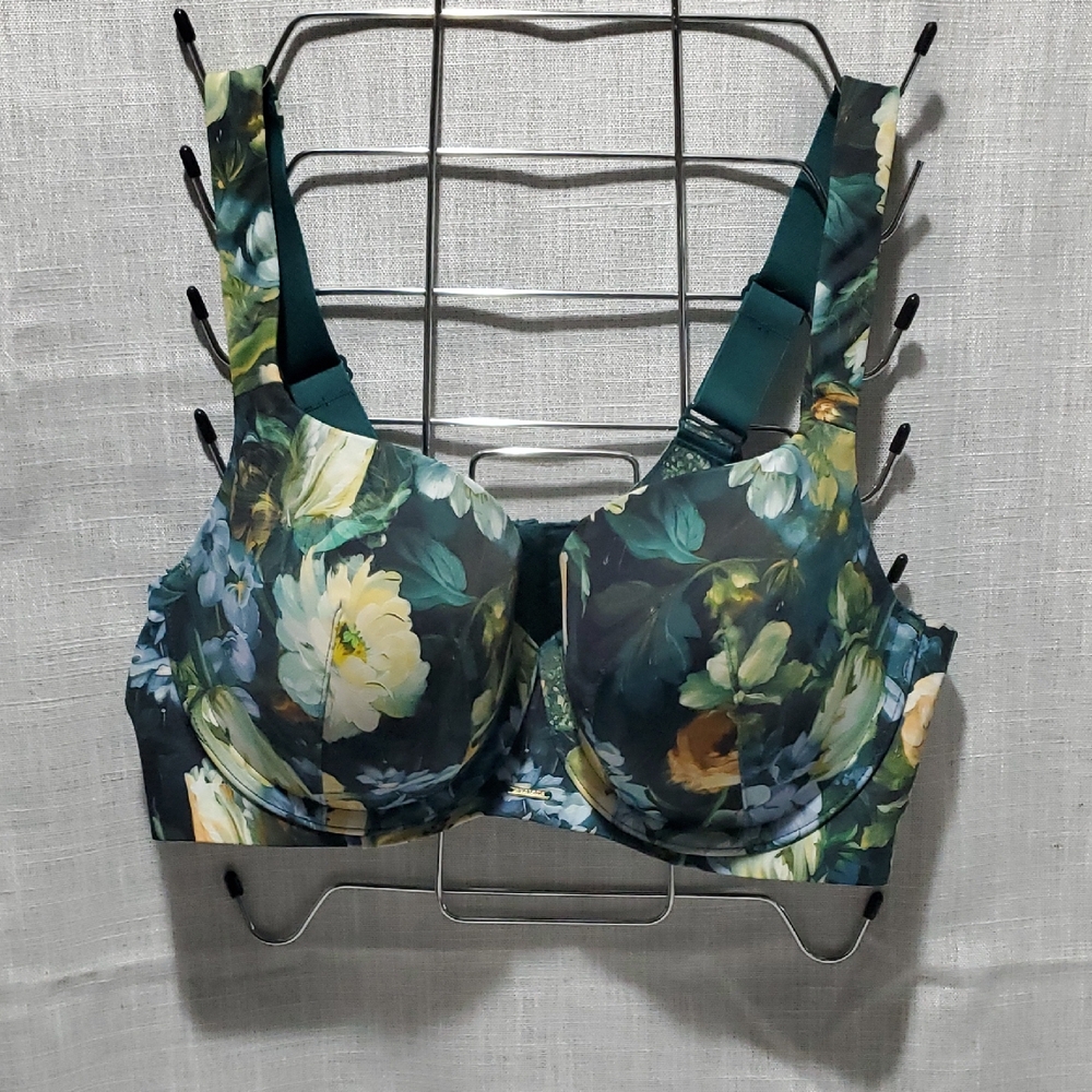 NWOT Cacique Floral Underwire Bra in Deep Green and Blue